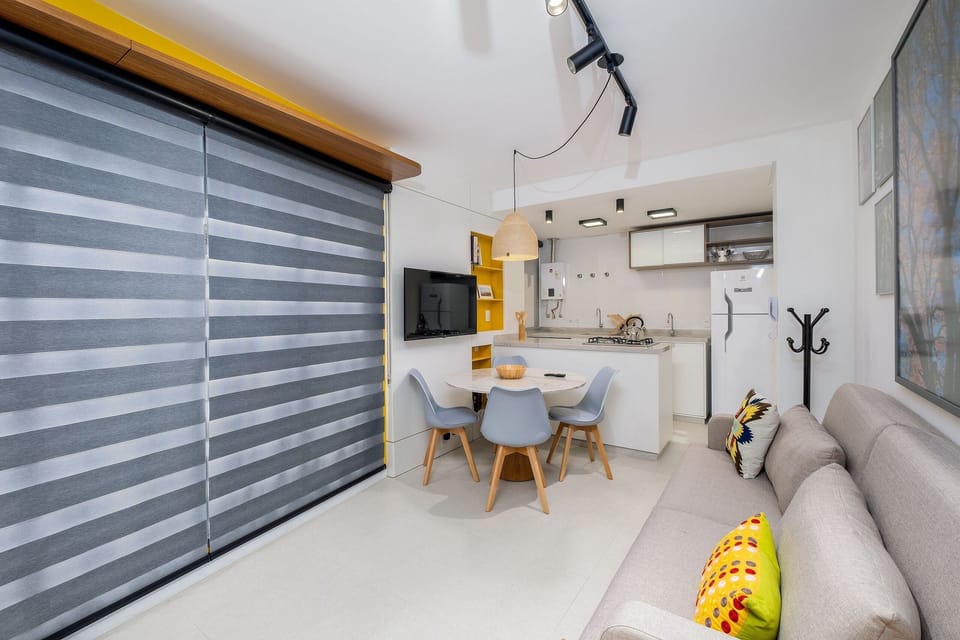 Basic Apartment | Living area | TV