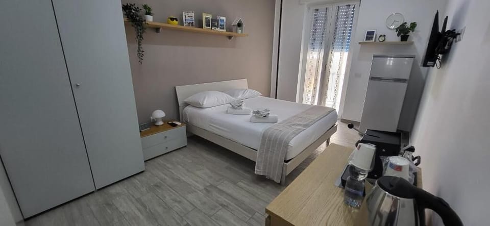 Classic Room, Balcony | Blackout drapes, soundproofing, free WiFi, wheelchair access