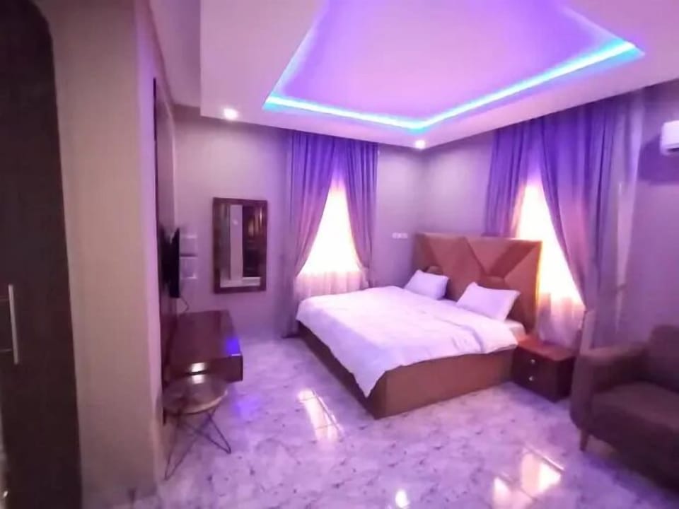 Deluxe Room, Balcony, City View | Desk, laptop workspace, blackout drapes, soundproofing