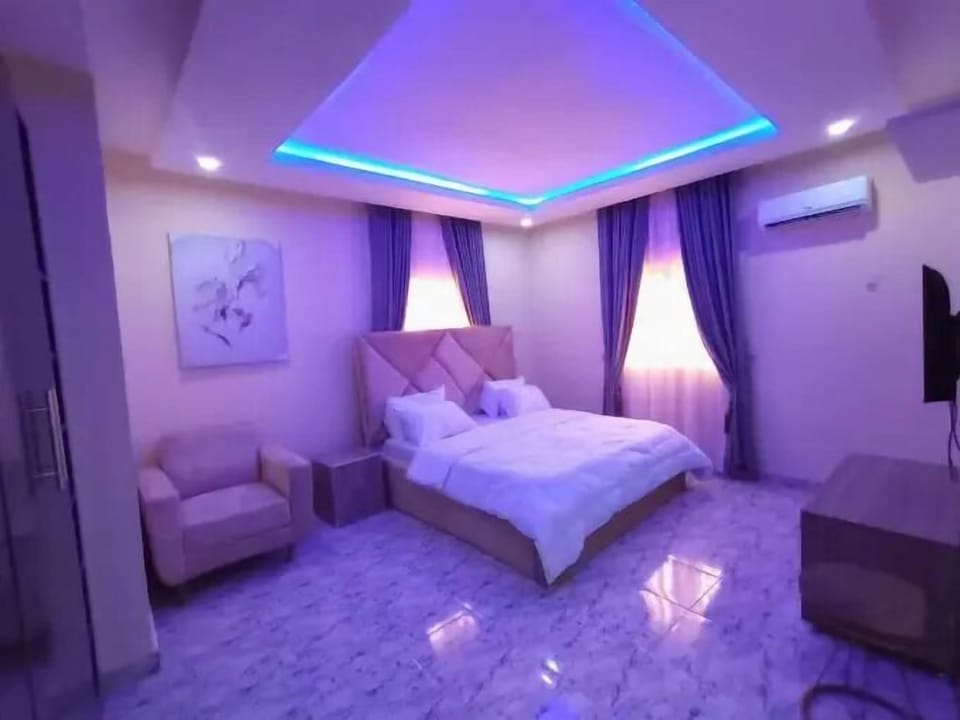 Deluxe Room, Balcony, City View | Desk, laptop workspace, blackout drapes, soundproofing