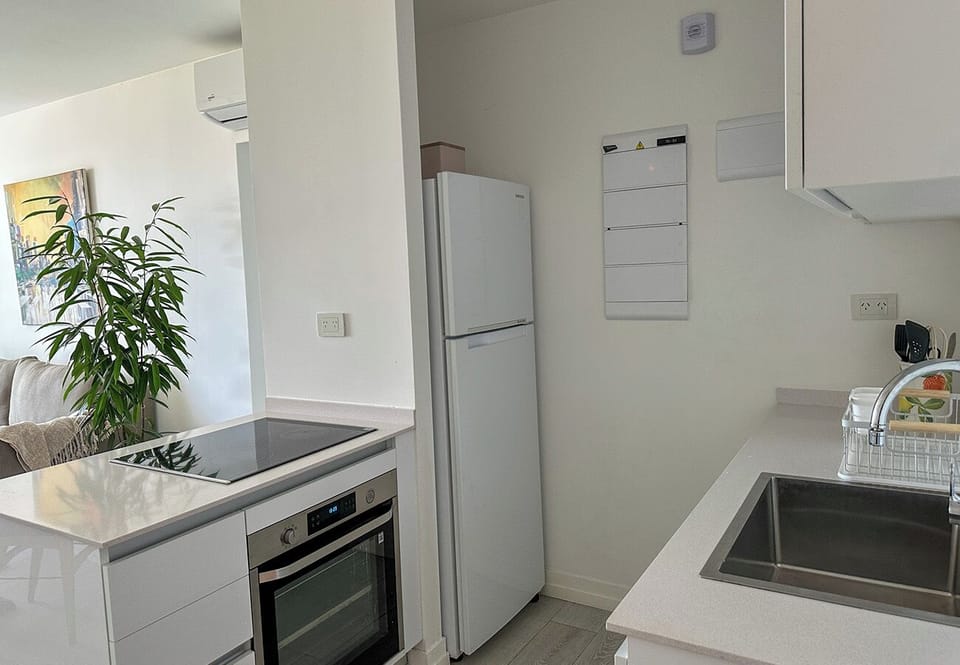 Apartment, Balcony, Garden View | Private kitchen | Electric kettle