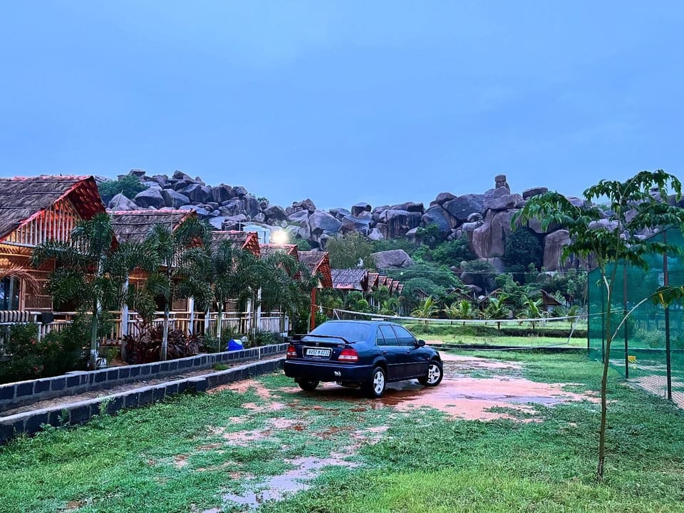 Deluxe Double Room, Balcony, Mountain View | Living area
