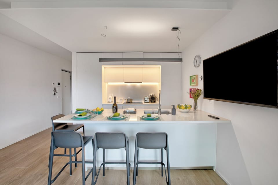 Family Apartment, Multiple Bedrooms, 2 Bathrooms (Sole E Lago) | Dining
