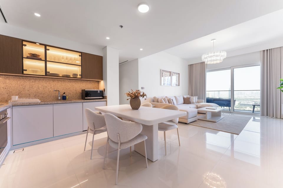 Luxury Apartment, 2 Bedrooms, Non Smoking, Sea View | Living area