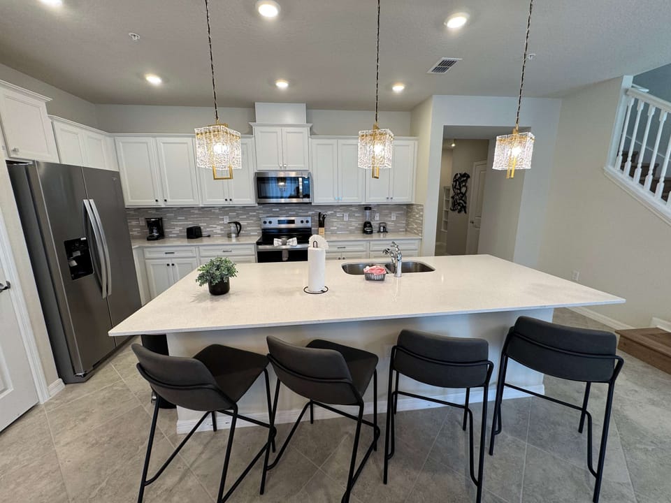 House | 5 bedrooms, desk, Internet