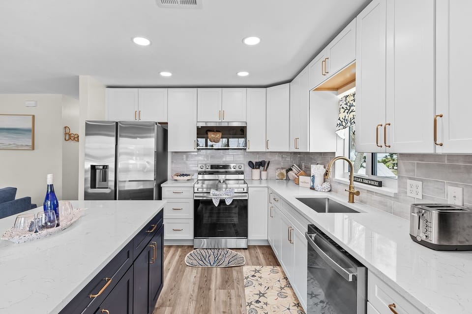House, 3 Bedrooms | Private kitchen | Coffee/tea maker, fridge, oven, toaster