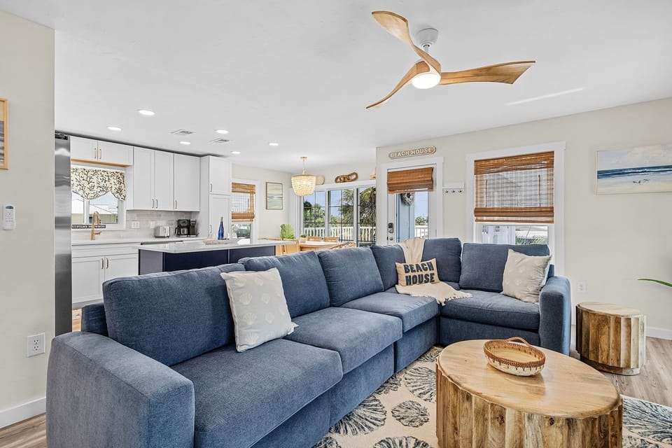 House, 3 Bedrooms | Living area | Smart TV