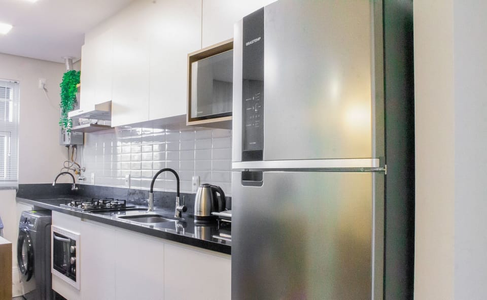 Basic Apartment | Private kitchen | Cookware/dishes/utensils