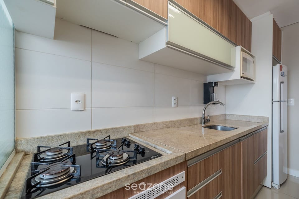 Basic Apartment | Private kitchen | Cookware/dishes/utensils