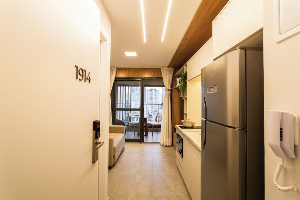Apartment | Private kitchen | Microwave, cookware/dishes/utensils