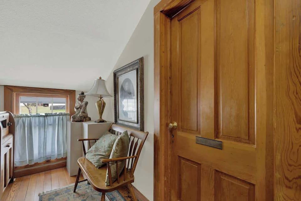 House, 1 Queen Bed, Patio, Garden View (415 W San Antonio- E) | Interior
