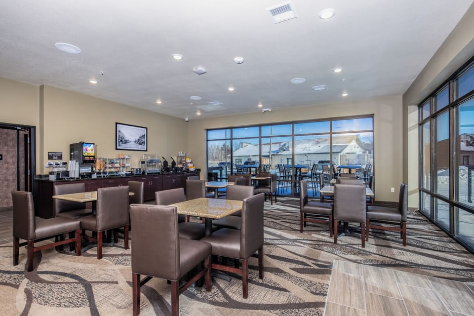 Free daily self-serve breakfast