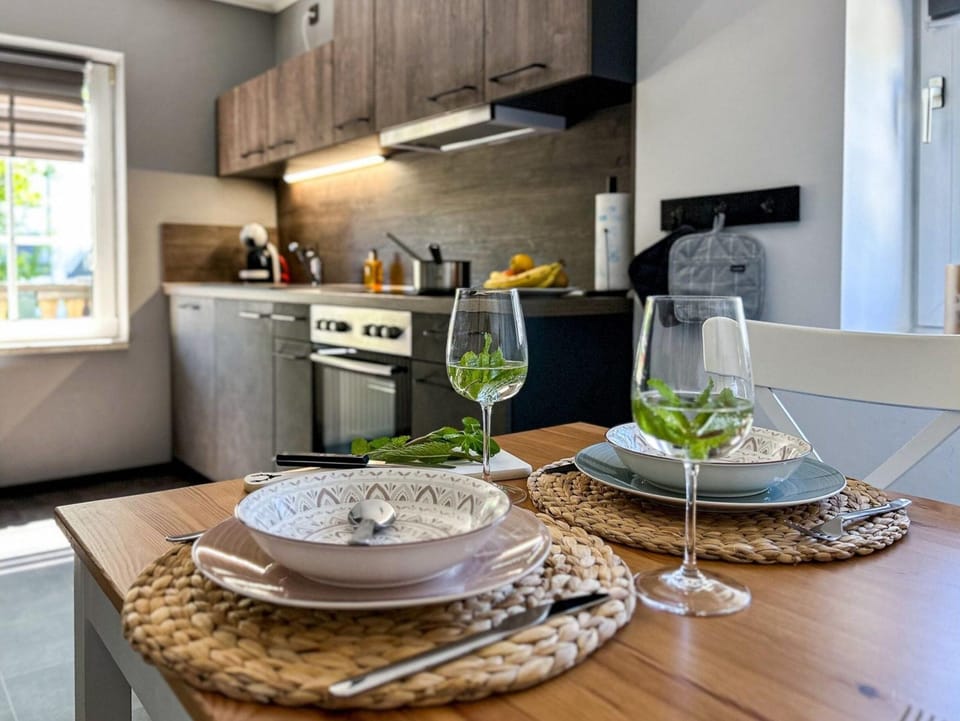 Apartment | Dining