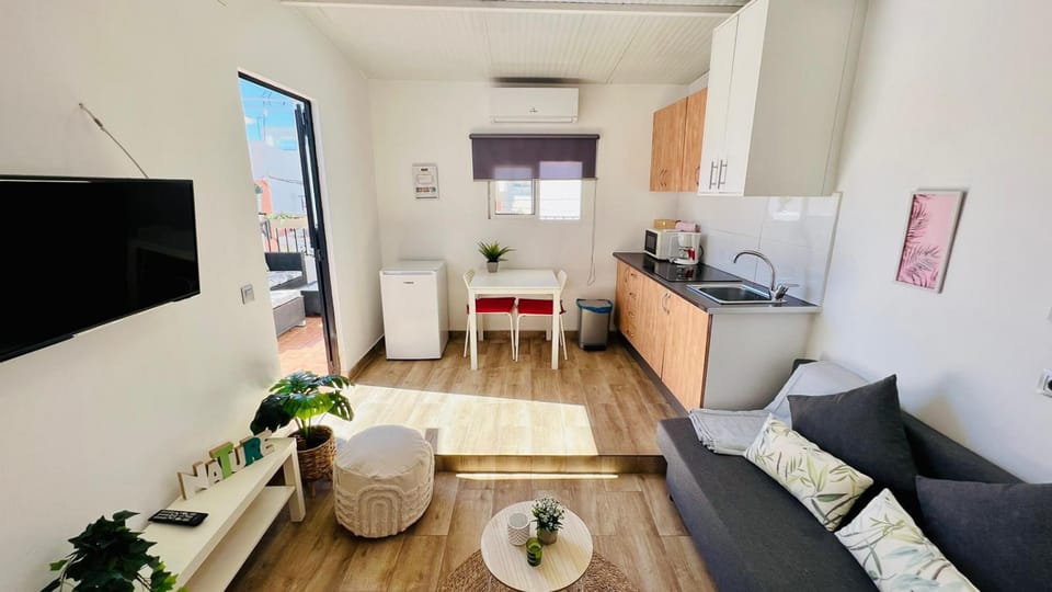 House | 1 bedroom