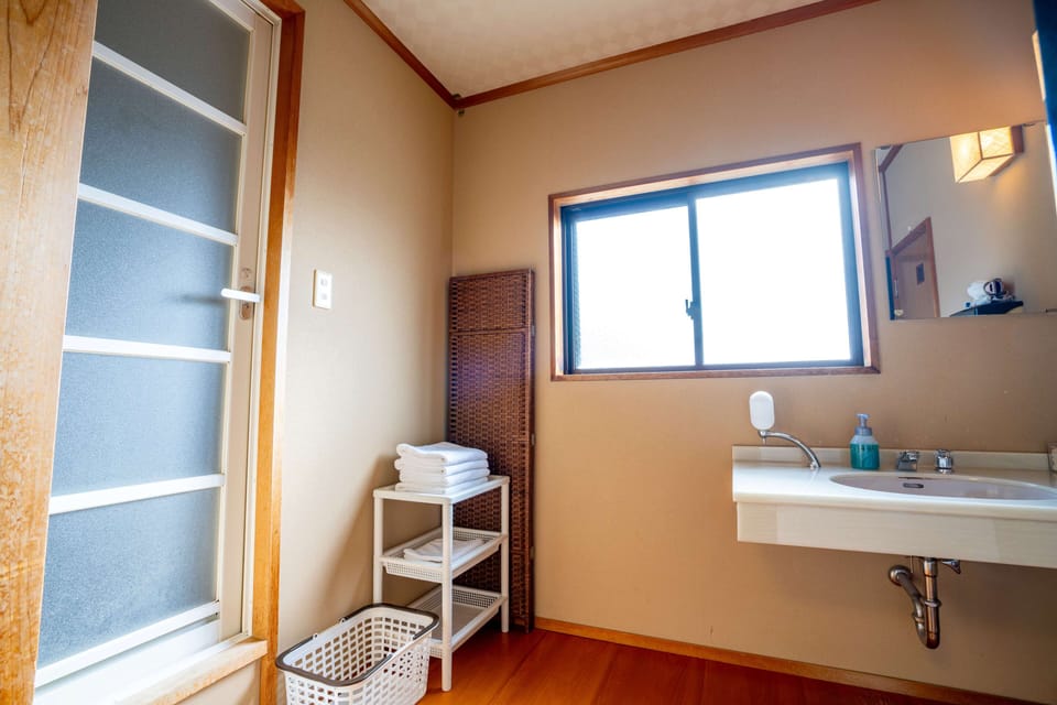 Private Family Room | In-room safe, free WiFi, bed sheets