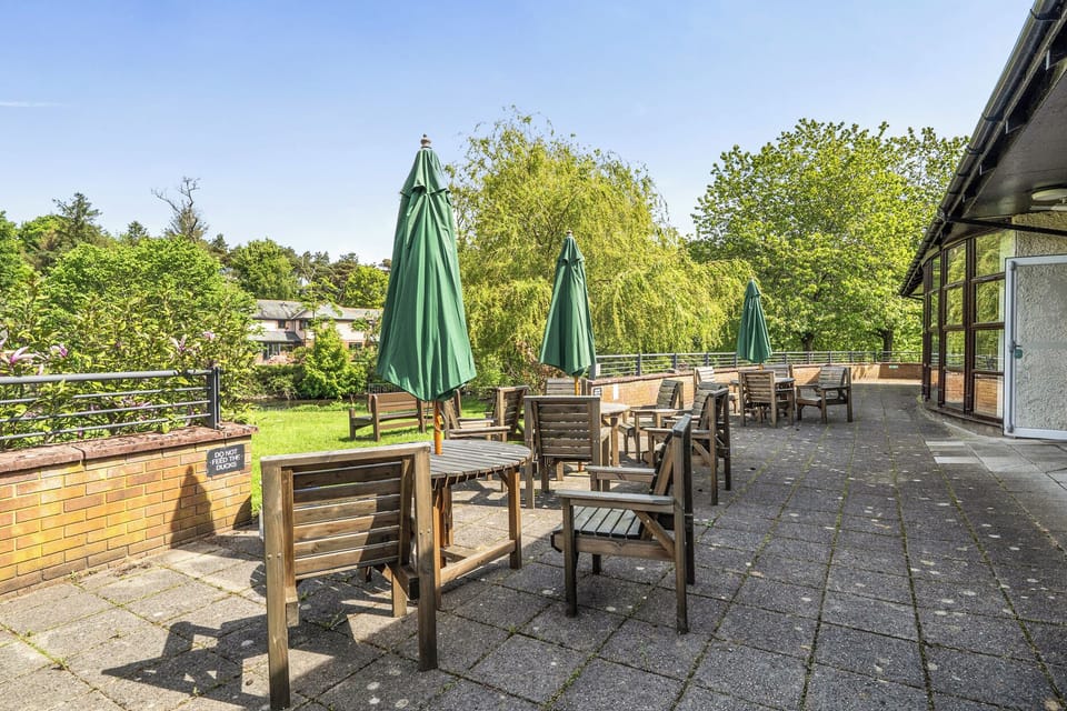 Cottage | Outdoor dining