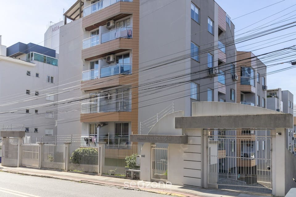 Basic Apartment | Exterior