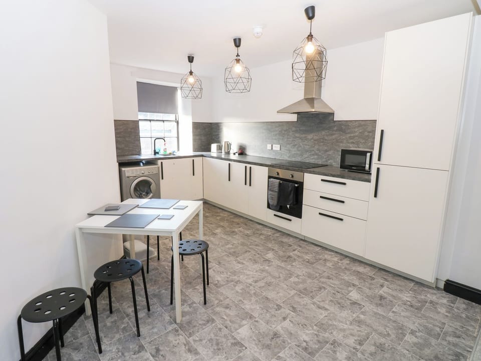 Cottage | Private kitchen | Cookware/dishes/utensils