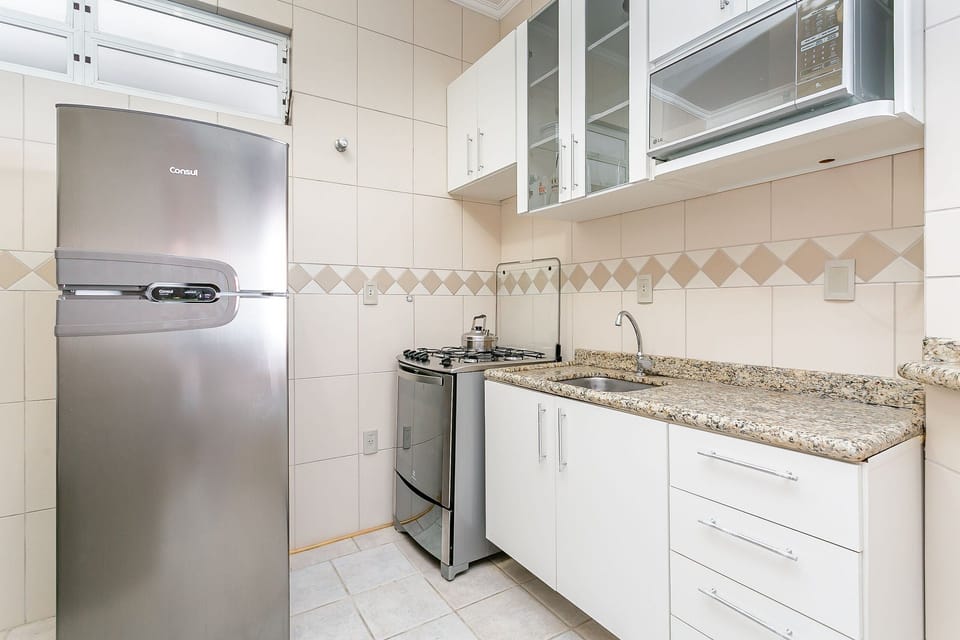 Basic Apartment | Private kitchen | Cookware/dishes/utensils
