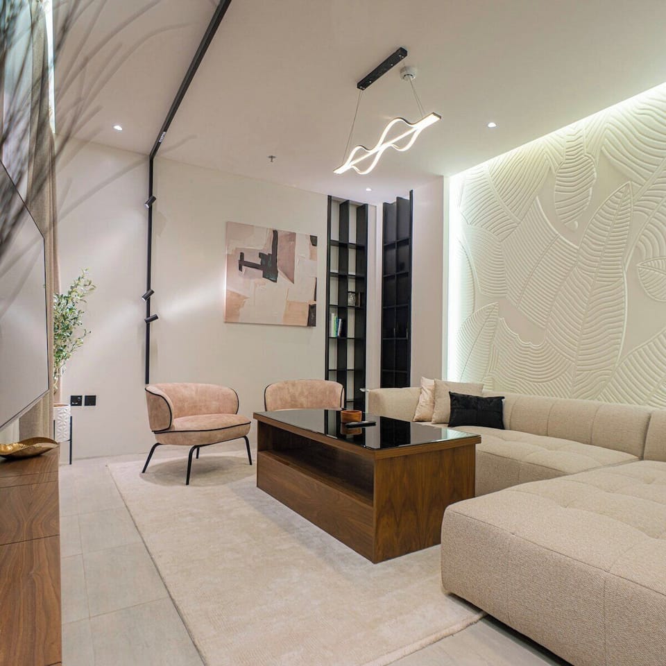 Apartment (2 Bedrooms) | Front of property