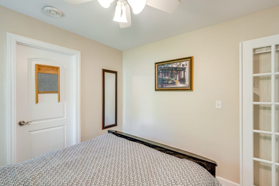 House, Multiple Beds, Patio, Garden View (Lakeview Lodge) | Interior