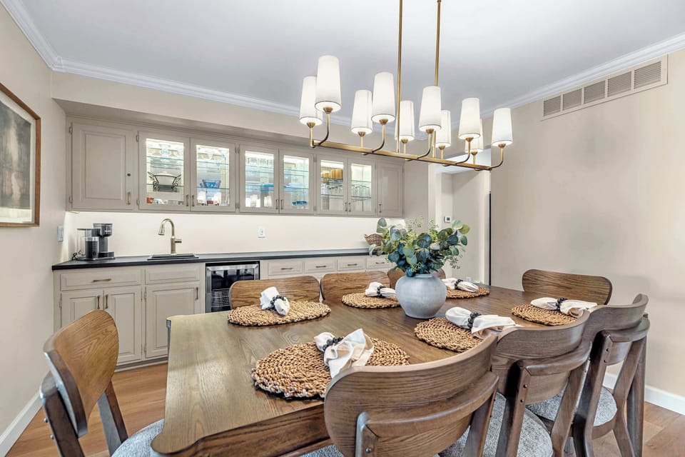 House, Multiple Beds, Patio (Panoramic Paradise) | Dining
