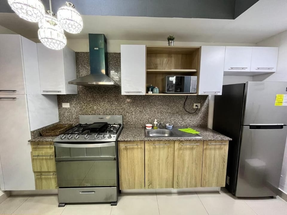 Apartment, 2 Bedrooms, Accessible, Smoking | Interior