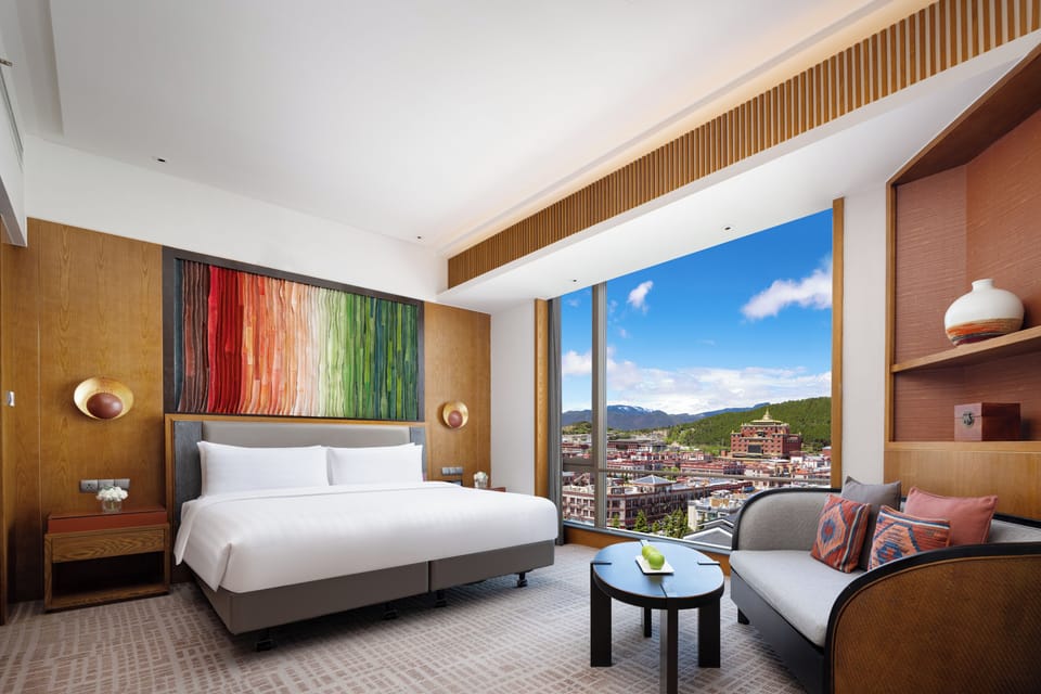Oxygen Executive Suite King | Premium bedding, minibar, in-room safe, desk