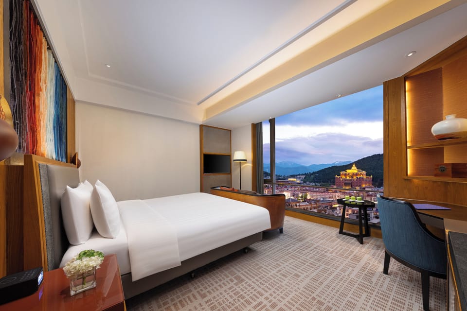 Premium bedding, minibar, in-room safe, desk