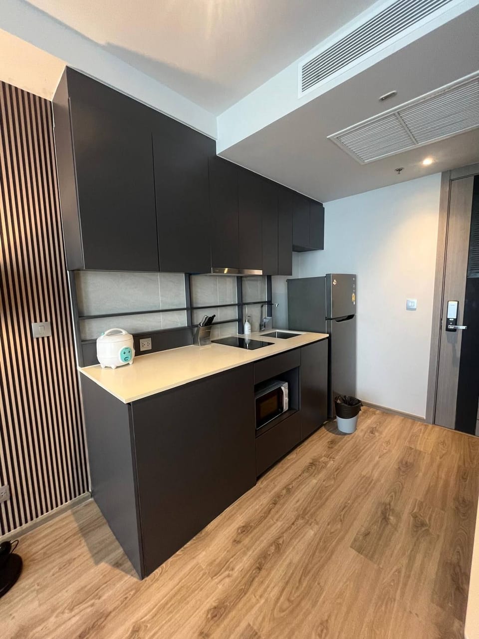 Condo, 1 Bedroom, Accessible, Smoking | Interior