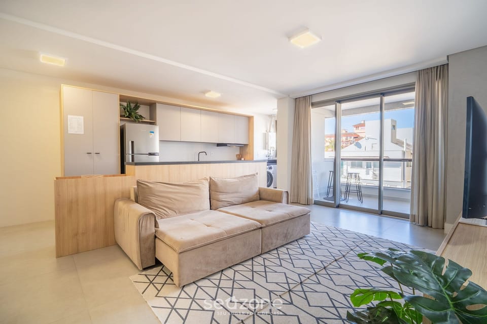 Basic Apartment | Interior