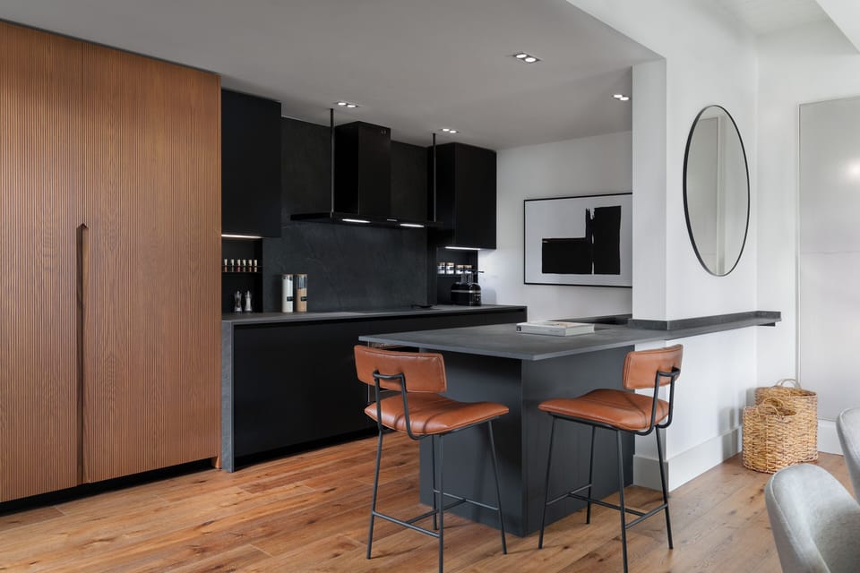 Villa, 4 Bedrooms, Hot Tub, Hill View | Private kitchen | Fridge, microwave, oven, stovetop