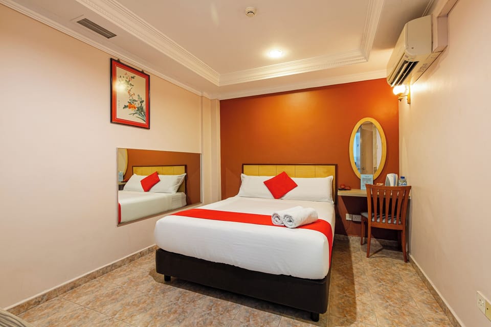Standard Double Room | Desk, iron/ironing board (on request), WiFi (free), bed sheets