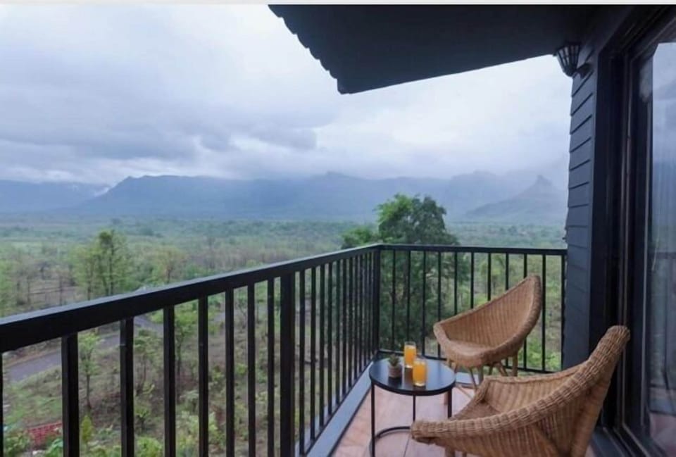Luxury Villa, 2 Bedrooms, Balcony, Garden View | Terrace/patio