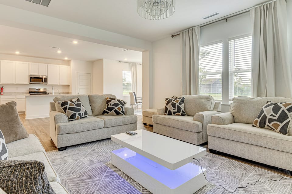 House (5 Bedrooms) | Interior
