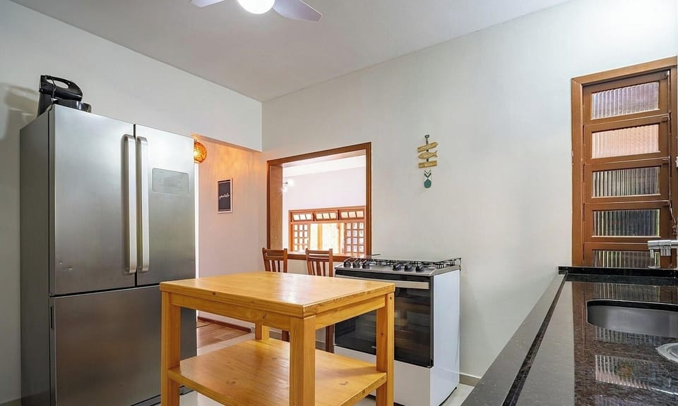 Basic Villa | Private kitchen | Cookware/dishes/utensils