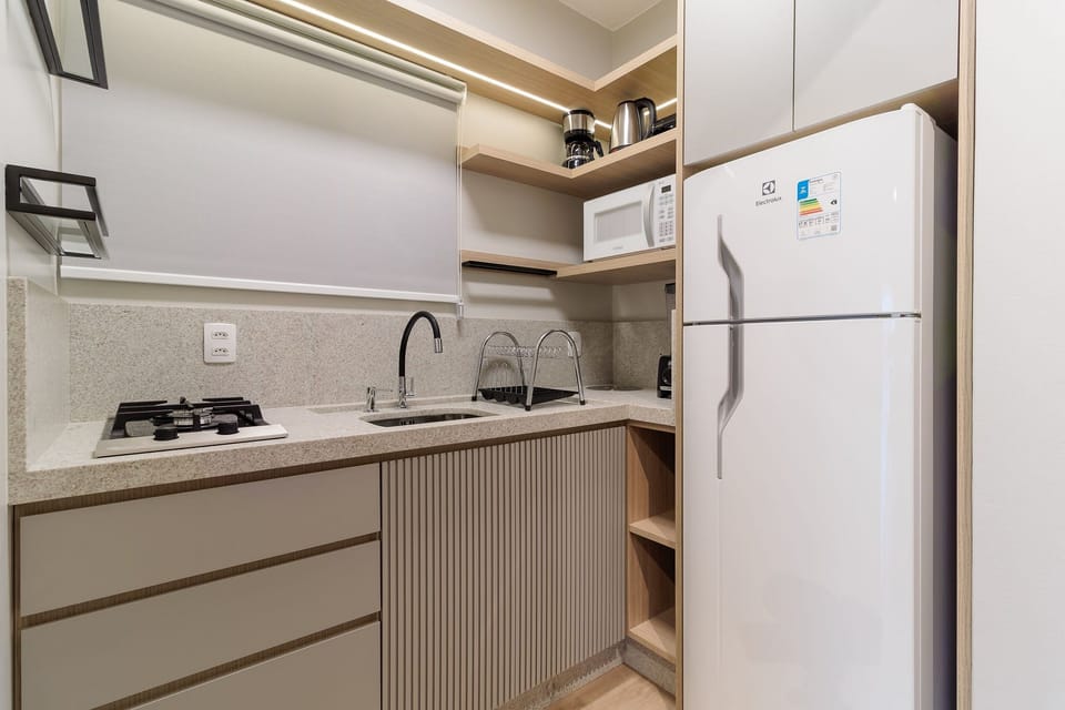 Basic Apartment | Private kitchen | Cookware/dishes/utensils