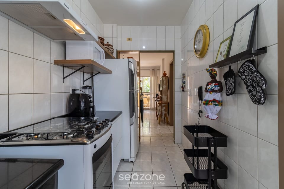Basic Apartment | Private kitchen | Cookware/dishes/utensils