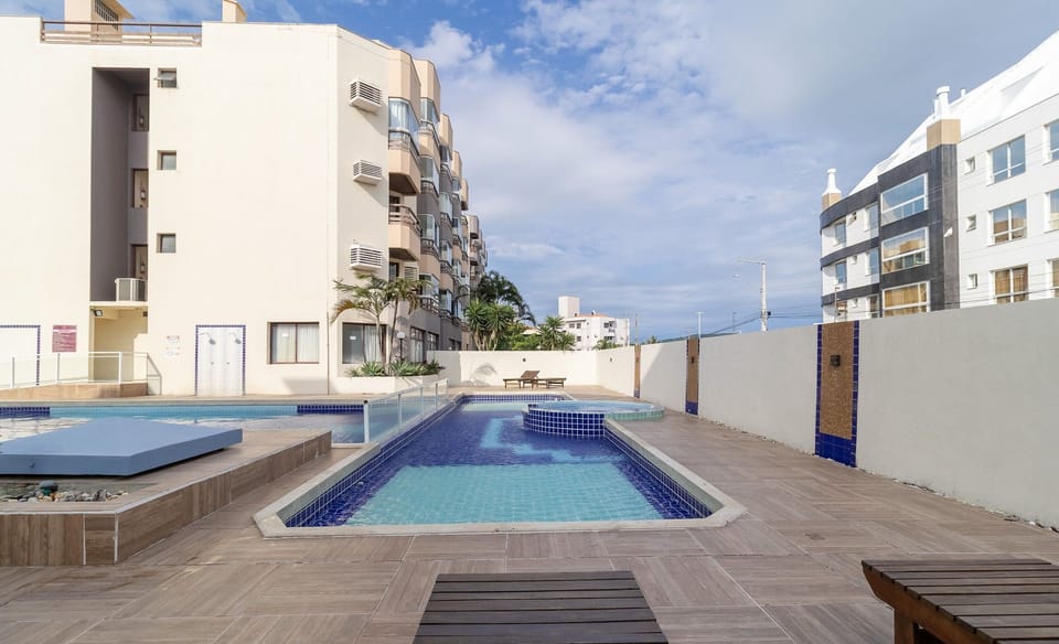 Basic Apartment | Pool | Outdoor pool