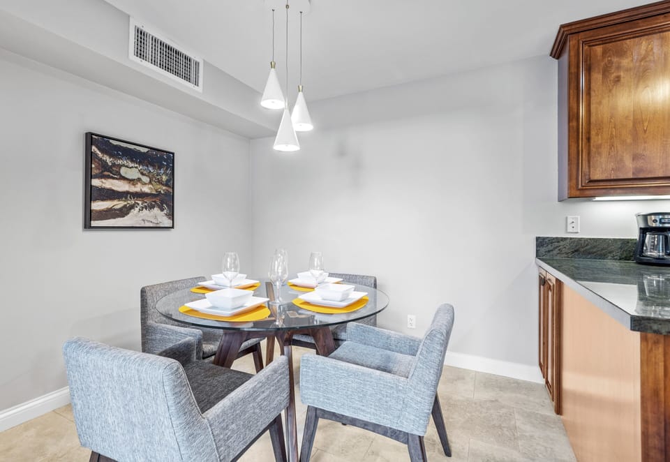 Villa, Multiple Beds, Hot Tub, Garden View (Caballeros 12) | Dining