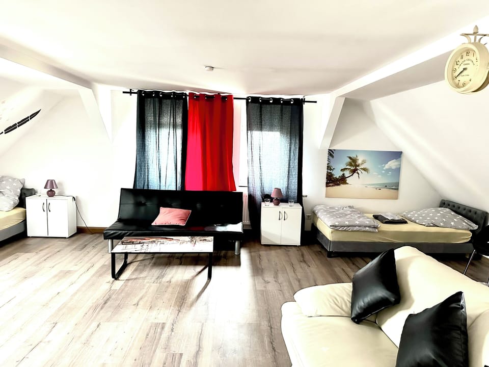 Family Quadruple Room | Free WiFi