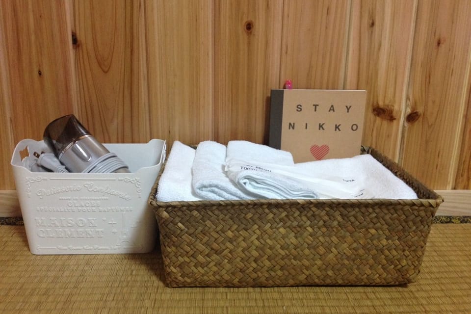 Economy Room, Shared Bathroom | Room amenity