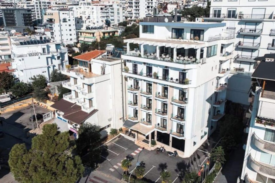 New Heaven Hotel in Sarandë