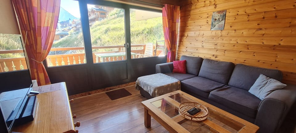 Apartment | Living room