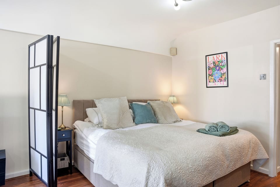 1 bedroom, iron/ironing board, WiFi (free), bed sheets