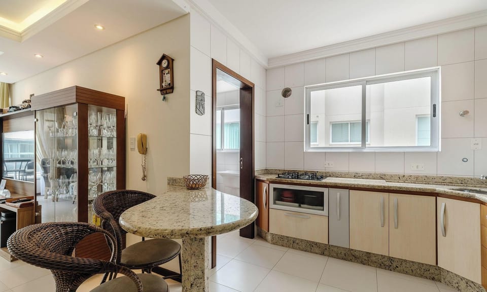 Basic Apartment | Private kitchen