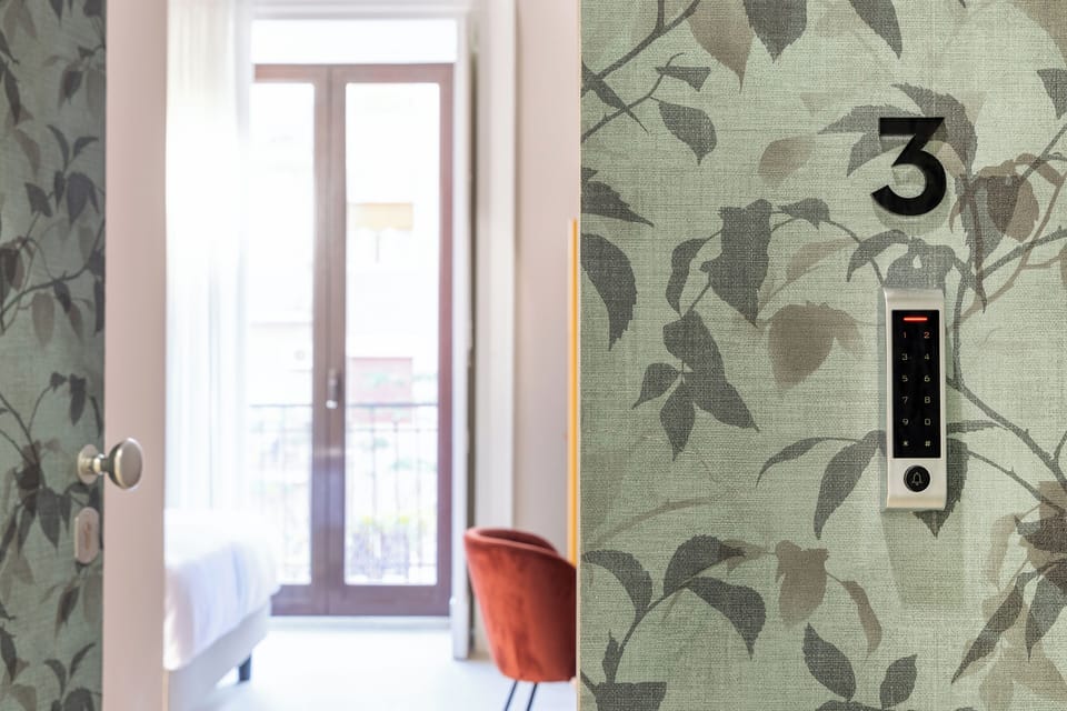 Classic Double Room, City View | In-room safe, laptop workspace, blackout drapes, soundproofing