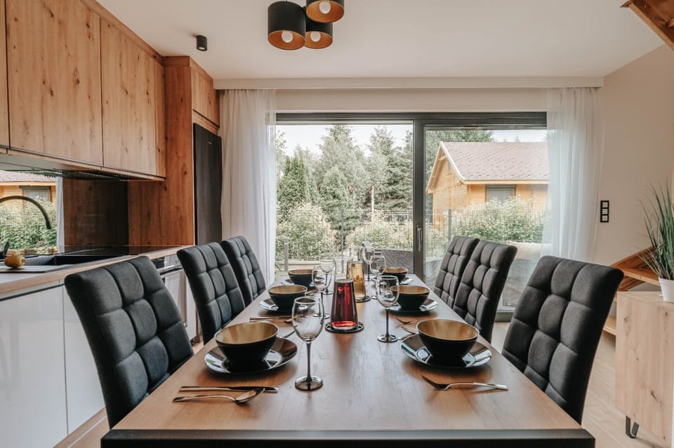 House | Dining
