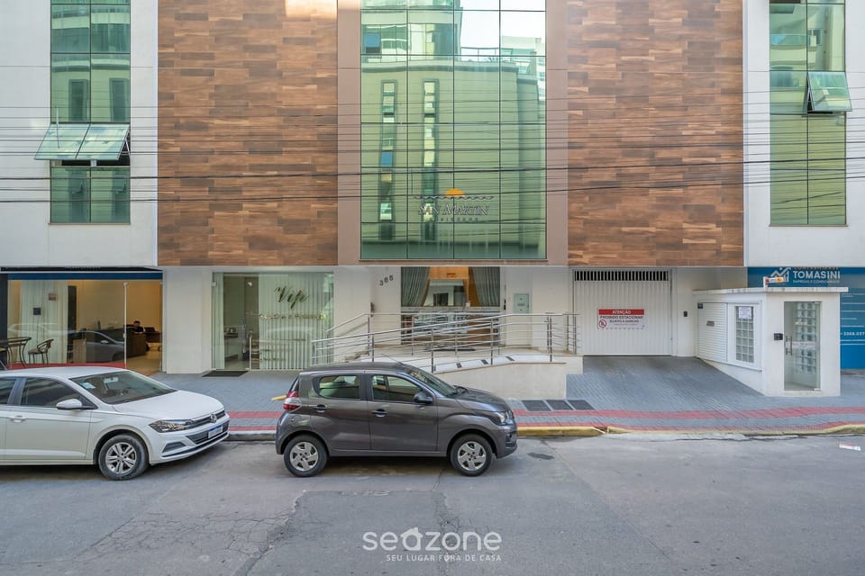 Basic Apartment | Exterior