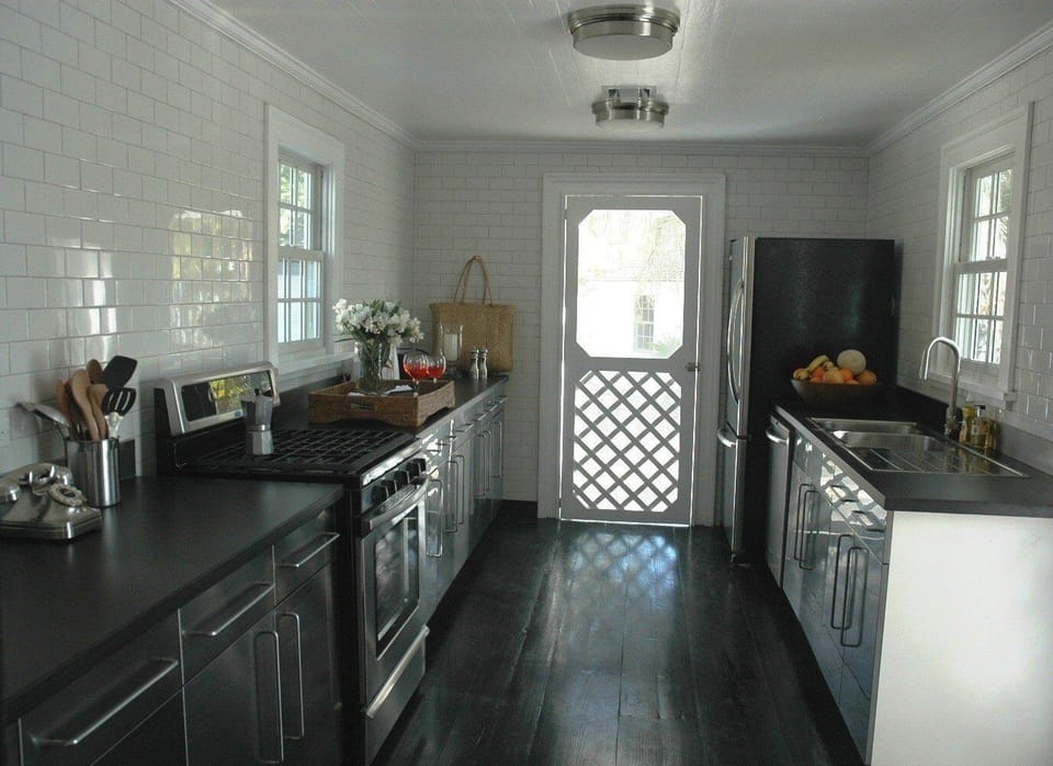 House, 3 Bedrooms | Private kitchen | Fridge, oven
